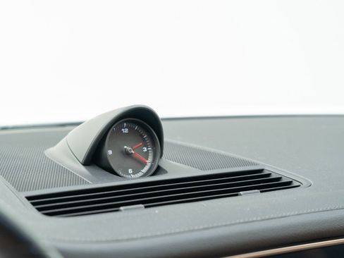 Certified 2023 Porsche Panamera Platinum Edition image 25