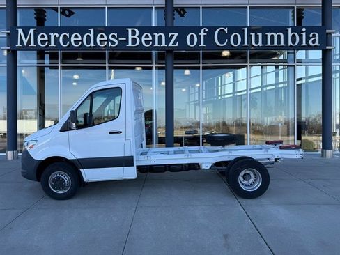 Used 2024 Mercedes-Benz Sprinter 4500 image 8