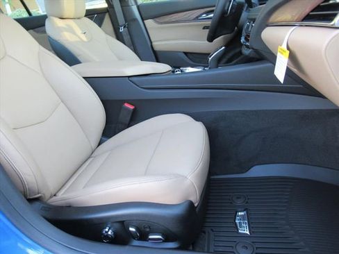 New 2026 Cadillac CT5 Premium Luxury image 9