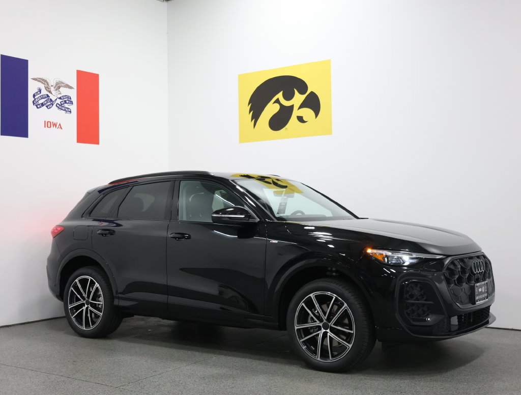 New 2026 Audi Q5 Premium Plus AWD/4WD image 1