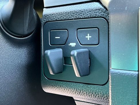 New 2025 Toyota Tacoma TRD Off-Road w/ TRD Off Road Upgrade Package image 27