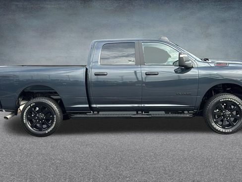 Used 2025 RAM 2500 Big Horn AWD/4WD image 27