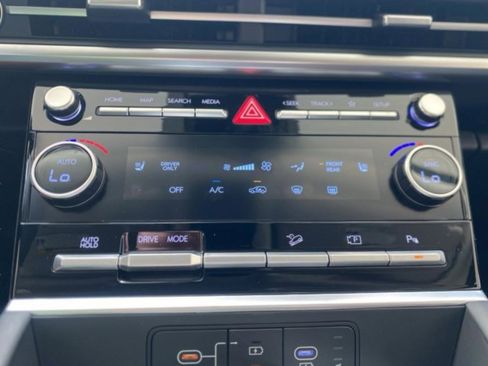 New 2026 Hyundai Santa Fe SE FWD image 25