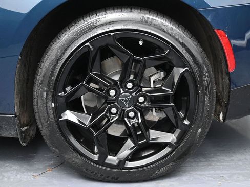 Used 2025 Dodge Charger R/T w/ Sun & Sound Package image 12