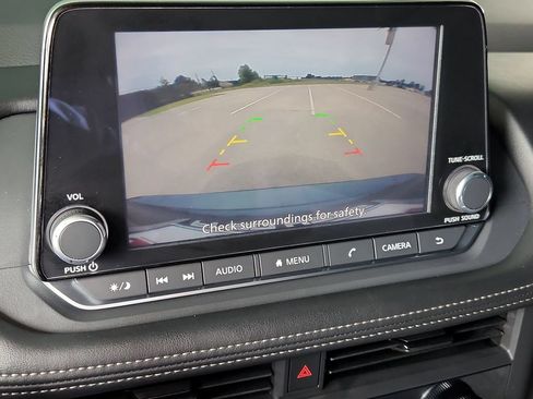 Used 2026 Nissan Rogue SV FWD image 20