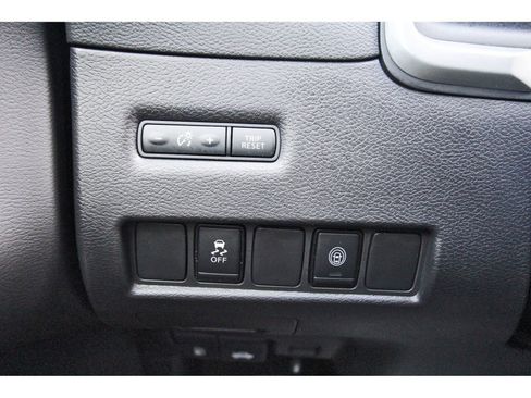 Used 2024 Nissan Murano SV w/ SV Midnight Edition Package image 18