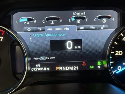 Used 2017 Ford F150 Lariat w/ Trailer Tow Package image 6