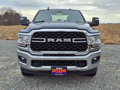 Used 2024 RAM 2500 Big Horn w/ Bed Utility Group image 14