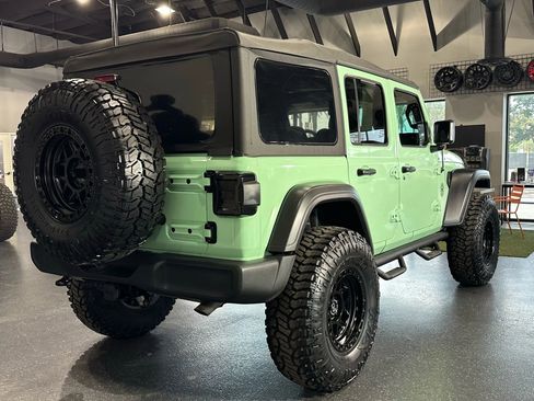 Used 2021 Jeep Wrangler Unlimited Sport image 11