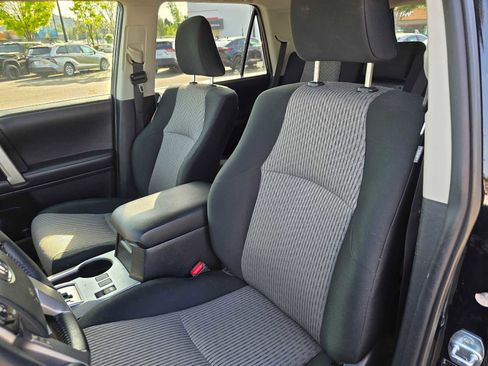 Certified 2019 Toyota 4Runner SR5 AWD/4WD image 21
