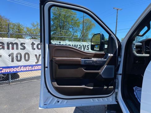 Used 2024 Ford F250 King Ranch AWD/4WD image 14