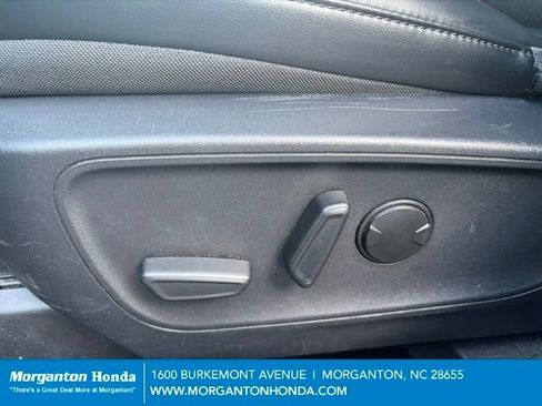 Used 2025 Ford Escape ST-Line AWD/4WD image 15