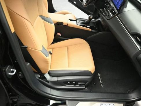 Used 2023 Lexus ES 350 w/ Accessory Package (Z2) FWD image 32