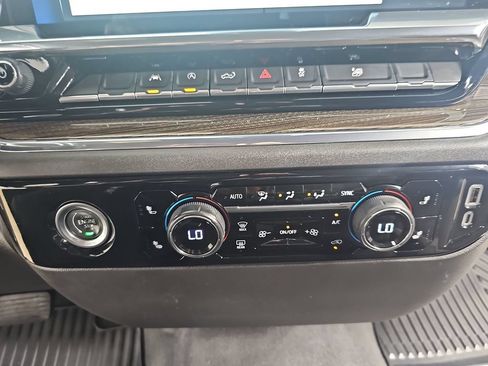 Certified 2024 Chevrolet Silverado 1500 LT AWD/4WD image 28