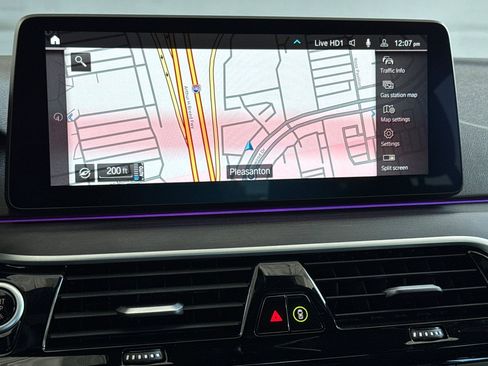 Used 2023 BMW 530e RWD image 24