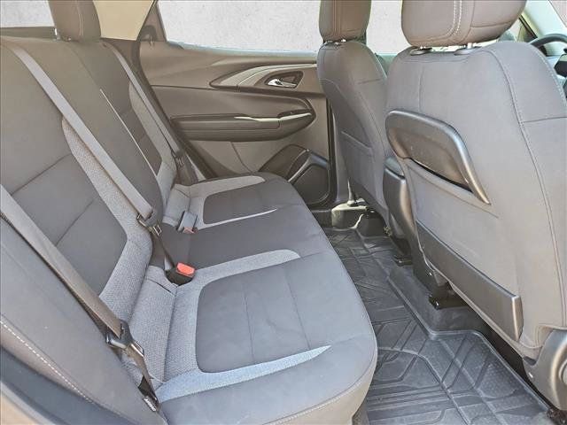 Used 2025 Chevrolet TrailBlazer LS w/ LS Convenience Package FWD image 18