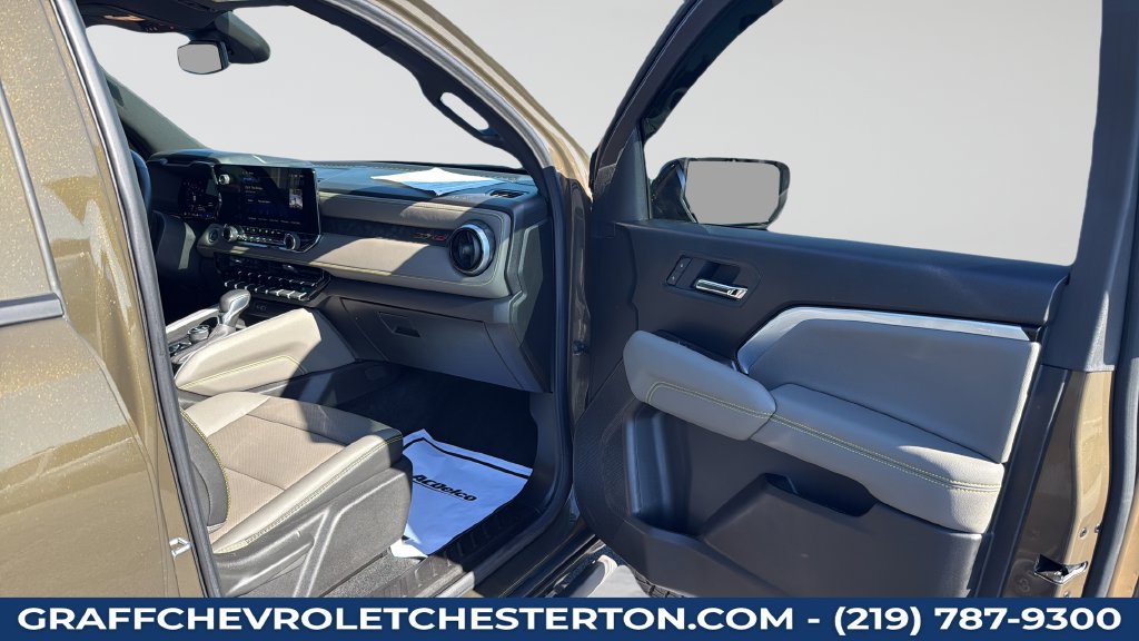 Used 2025 Chevrolet Colorado ZR2 AWD/4WD image 22