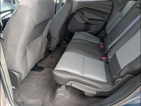 Used 2019 Ford Escape SE AWD/4WD image 12