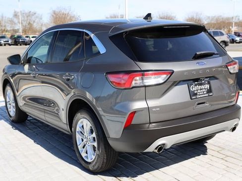 Used 2021 Ford Escape SE w/ Convenience Package image 3