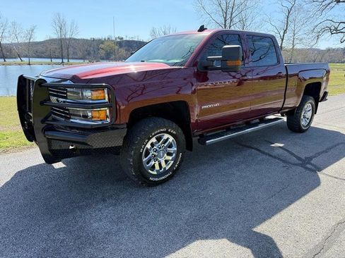Used 2016 Chevrolet Silverado 2500 LT w/ LT Convenience Package image 3