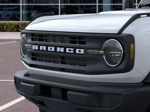 New 2026 Ford Bronco 2-Door AWD/4WD image 19
