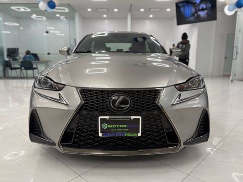 Used 2018 Lexus IS 300 F Sport image 2