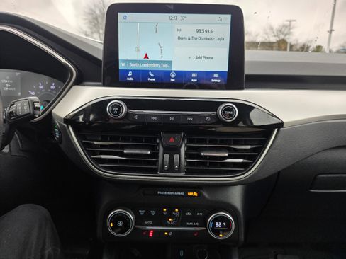 Certified 2020 Ford Escape SEL image 12