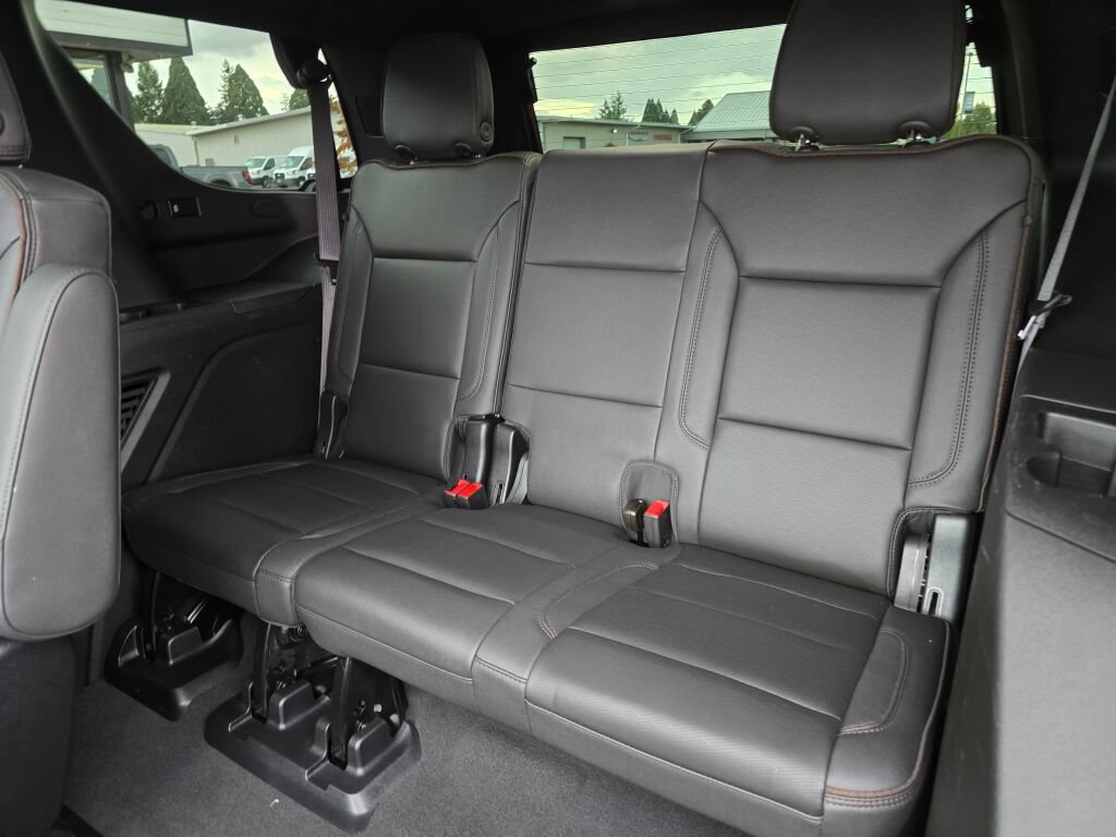 Used 2023 Chevrolet Tahoe High Country AWD/4WD image 22