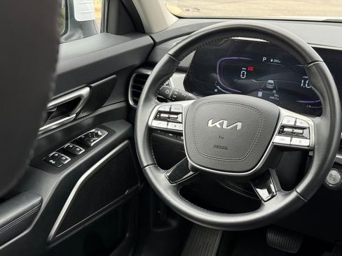 Used 2025 Kia Telluride S AWD/4WD image 15
