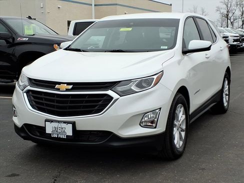 Used 2021 Chevrolet Equinox LT image 2