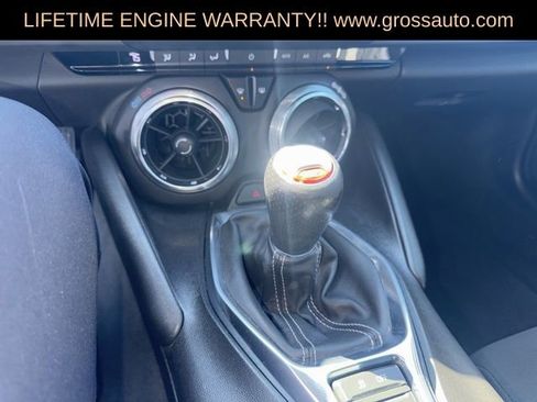 Used 2016 Chevrolet Camaro SS RWD image 23