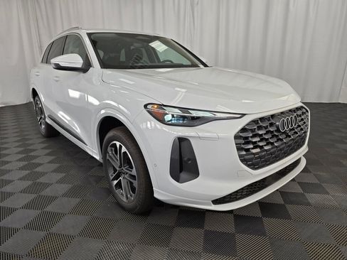 New 2025 Audi Q5 Premium image 8