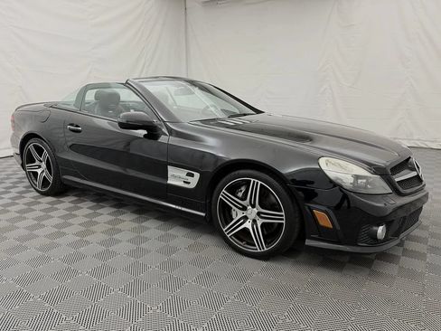 Used 2011 Mercedes-Benz SL 63 AMG image 3