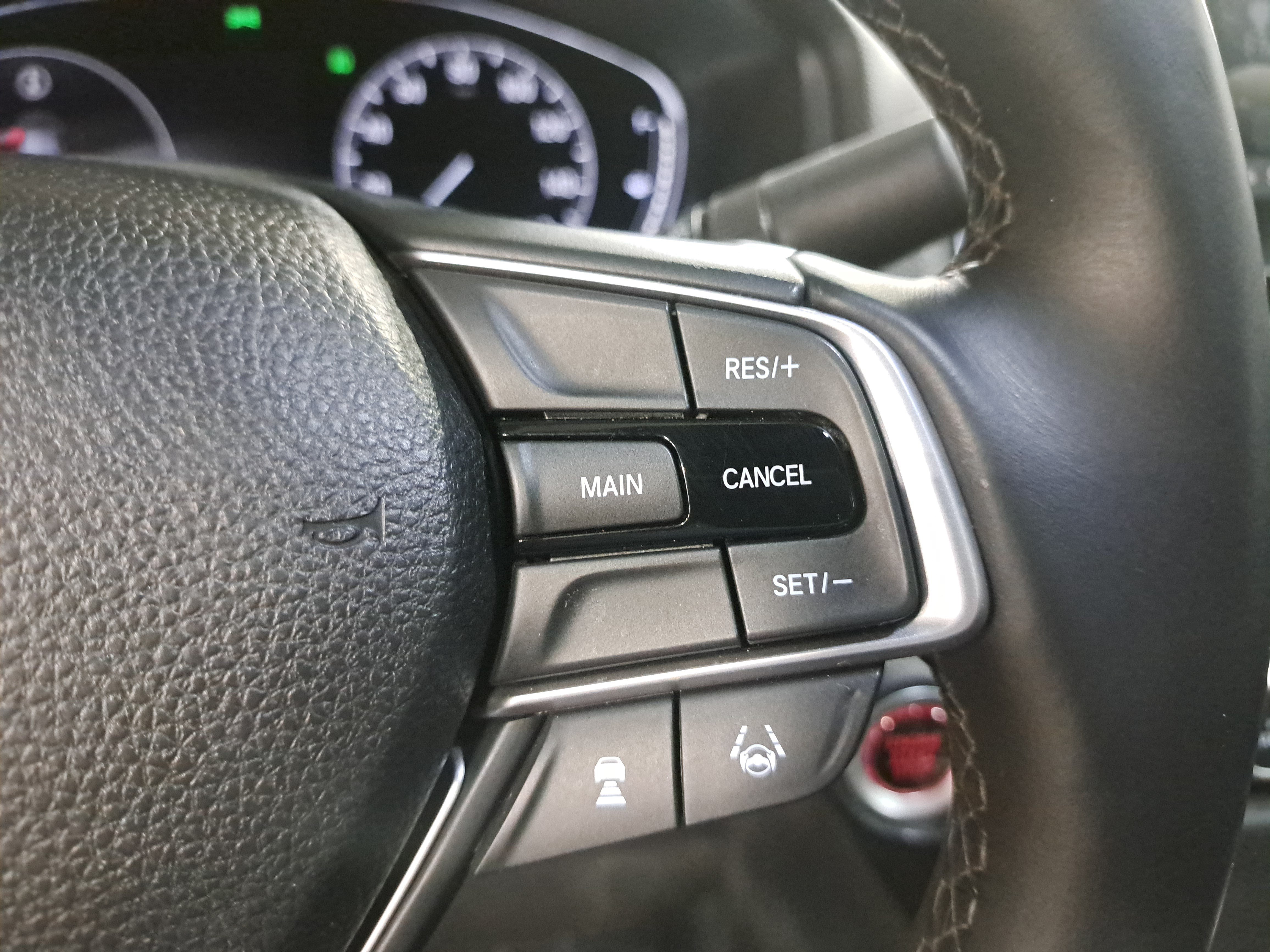 Used 2018 Honda Accord Sport image 17