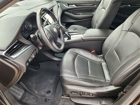 Used 2021 Buick Enclave Avenir w/ Avenir Technology Package image 13