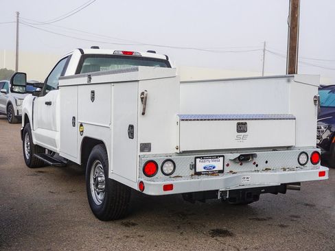 New 2024 Ford F250 XL w/ XL Chrome Package image 6