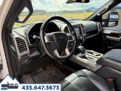Used 2017 Ford F150 Platinum w/ Equipment Group 701A Luxury AWD/4WD image 18
