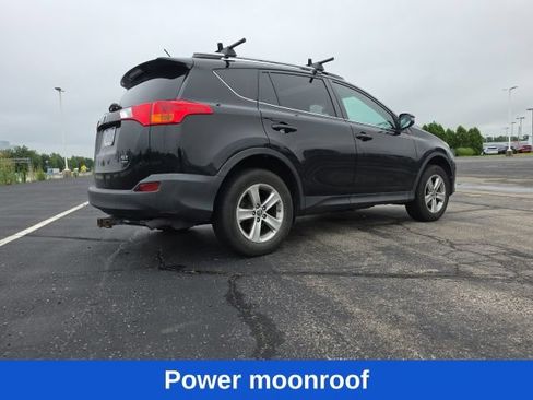 Used 2015 Toyota RAV4 XLE AWD/4WD image 3