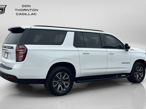 Used 2024 Chevrolet Suburban Z71 w/ Luxury Package AWD/4WD image 5