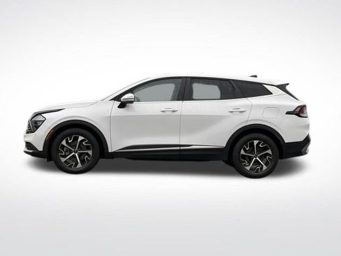 Certified 2023 Kia Sportage EX image 3