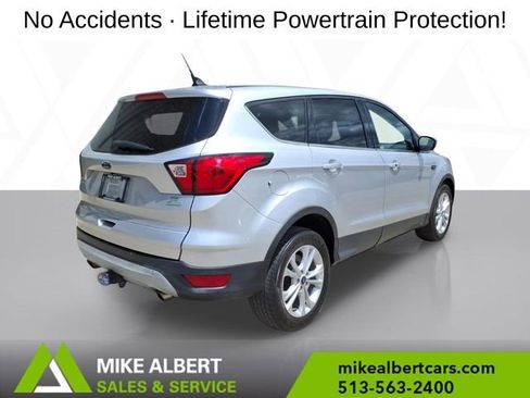 Used 2019 Ford Escape SE FWD image 7