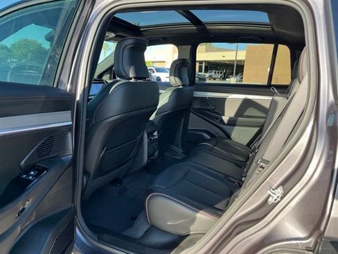 Used 2024 Jeep Wagoneer Launch Edition AWD/4WD image 14