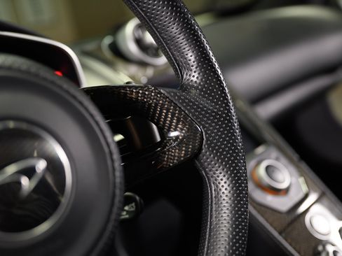 Used 2013 McLaren MP4-12C Spider image 44