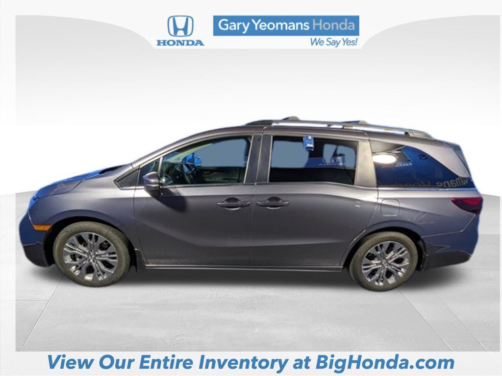 Certified 2025 Honda Odyssey Touring image 8