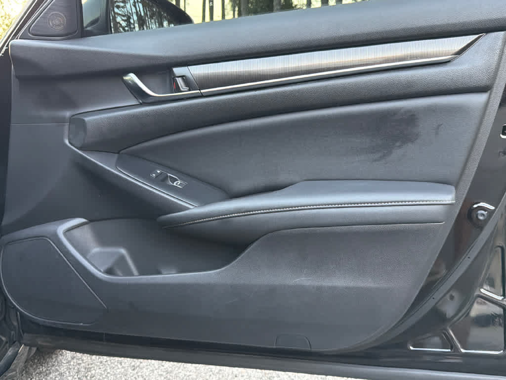 Used 2019 Honda Accord Sport image 14