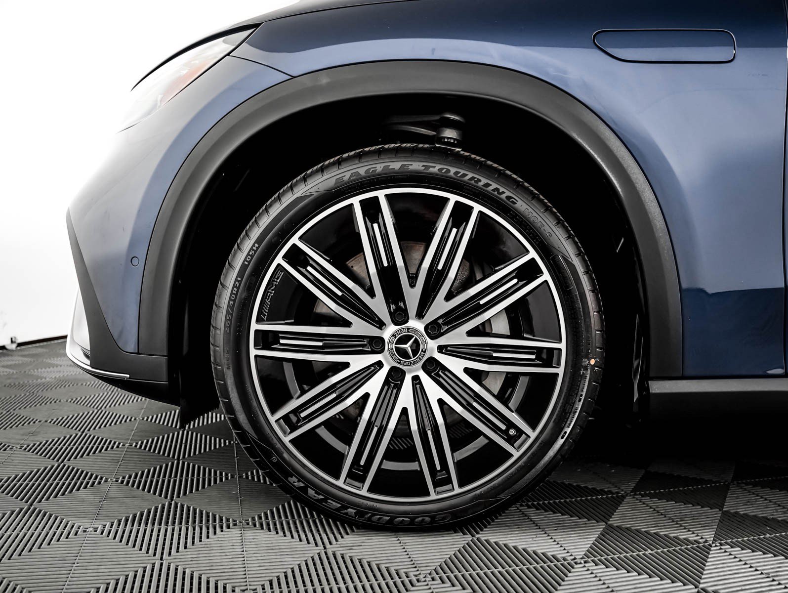 Certified 2023 Mercedes-Benz EQE 500 4MATIC SUV image 3
