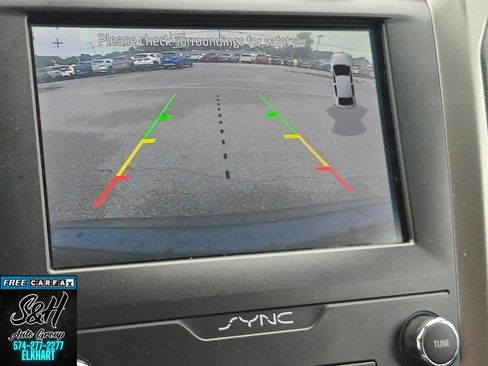 Used 2020 Ford Fusion SE FWD image 8
