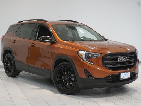 Used 2019 GMC Terrain SLT w/ Preferred Package image 3