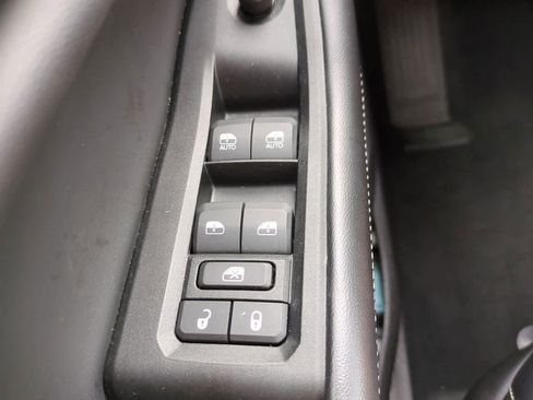 Used 2025 Jeep Grand Cherokee Altitude image 22