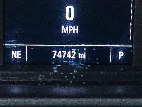 Used 2021 Chevrolet Silverado 1500 Custom image 29